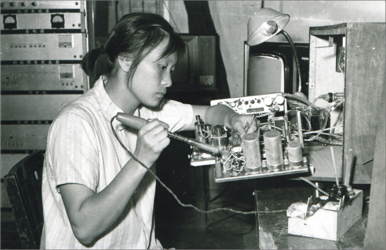 1970年，中國誕生第一臺彩色電視機(jī)，數(shù)年之后，長虹才開始電視機(jī)的研制