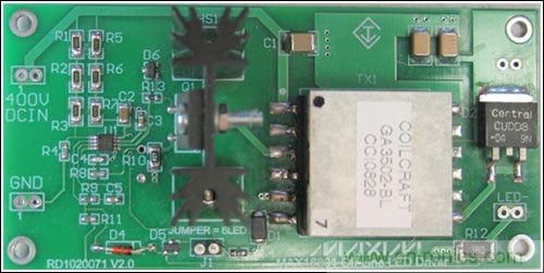LED驅(qū)動器參考設計，1.9英寸 x 3.9英寸，雙層板