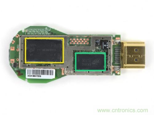 拆解新一代顛覆性產(chǎn)品: 谷歌Chromecast電視棒內(nèi)部探秘