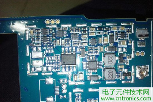 不怕摔的電紙書！一款柔性屏電子書閱讀器拆解