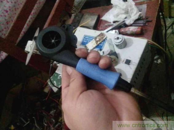 利用廢品制作熱風(fēng)槍！