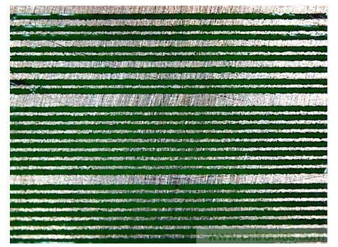 應(yīng)用遮蔽膠帶后，所有多余的密封材料都被清除了