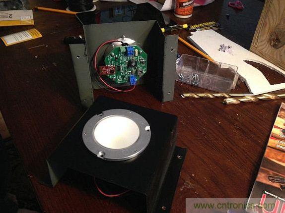 圖2：Microchip的PIC16F1788 28引腳8位高級模擬閃存MCU。