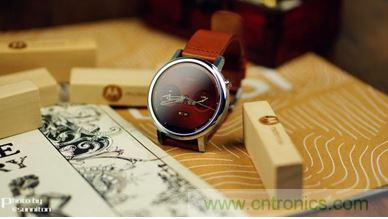 Moto 360 二代：&ldquo;精益求精&rdquo;的細節(jié)仍無法彌補功能的缺失