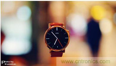 Moto 360 二代：&ldquo;精益求精&rdquo;的細節(jié)仍無法彌補功能的缺失