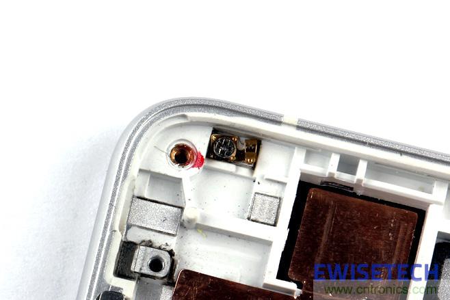 真文藝還是假噱頭? 走進(jìn)努比亞My Prague的&ldquo;內(nèi)芯&rdquo;世界