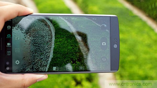 業(yè)界良心 LG V10 評測:剛毅、冷峻，不失人性化