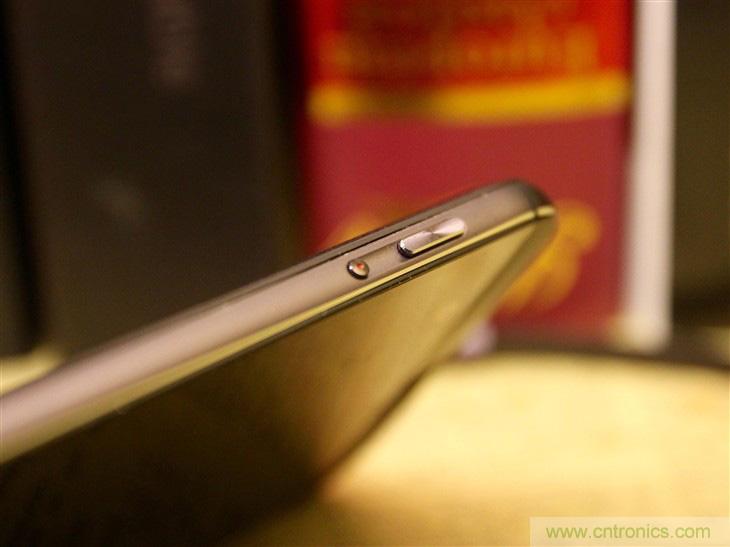 能媲美微單的 Zenfone Zoom測評(píng)：請(qǐng)叫我&ldquo;奧利奧&rdquo;拍照手機(jī)