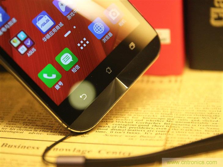 能媲美微單的 Zenfone Zoom測評(píng)：請(qǐng)叫我&ldquo;奧利奧&rdquo;拍照手機(jī)