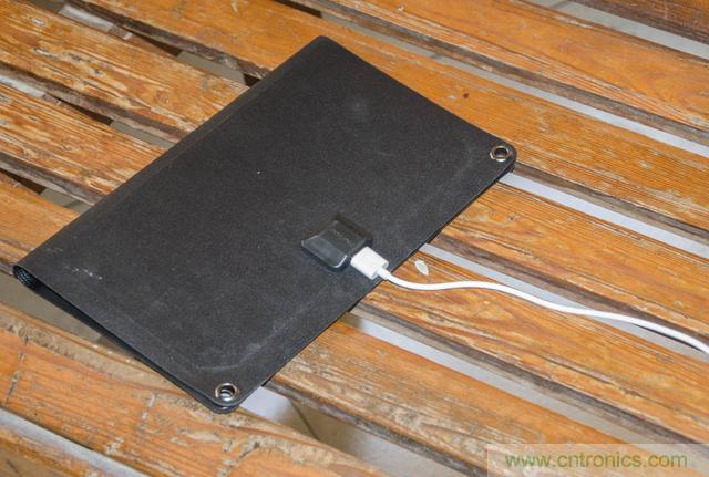 有光就有電&mdash;&mdash;伏來陽太陽能充電器試用體驗