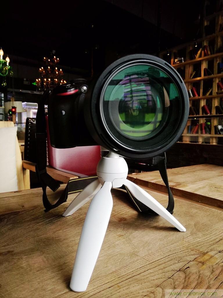 逼格滿(mǎn)滿(mǎn)的相機(jī)便攜三腳架，三足鼎立才安全