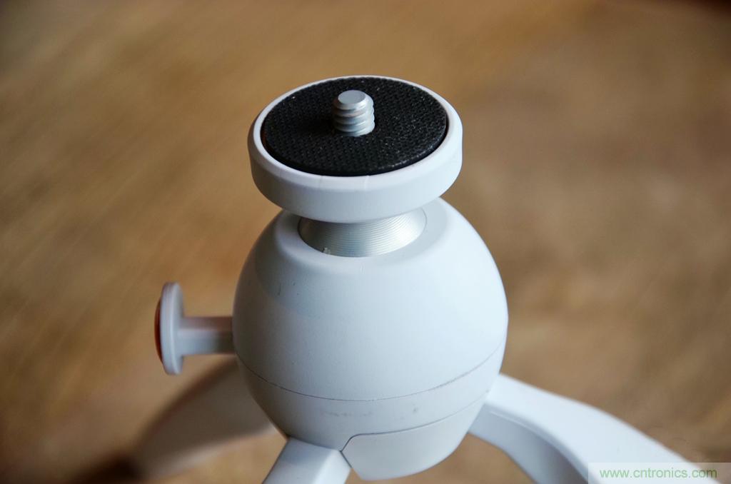 逼格滿(mǎn)滿(mǎn)的相機(jī)便攜三腳架，三足鼎立才安全