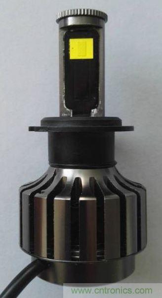 用深圳大道半導(dǎo)體制造的CSP-COBs 改裝圖四所示的用大功率LEDs 制造的汽車前大燈?！九臄z自改裝的外購產(chǎn)品】