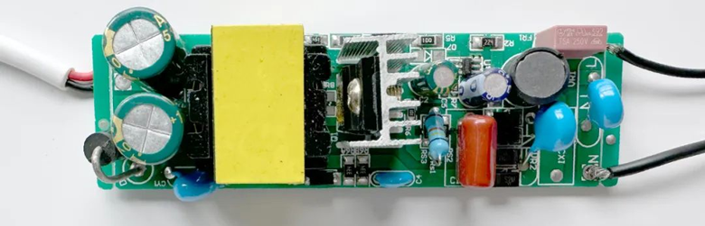 RS瑞森半導體在LED驅(qū)動電源上的應(yīng)用 RS瑞森半導體在LED驅(qū)動電源上的應(yīng)用